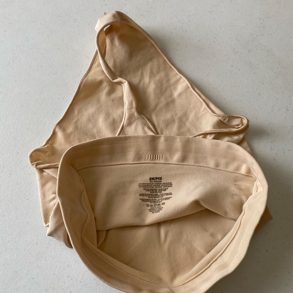 NEW SKIMS Seamless Sculpt High Waisted-Thong Sand  Size 2XL - Picture 7 of 8